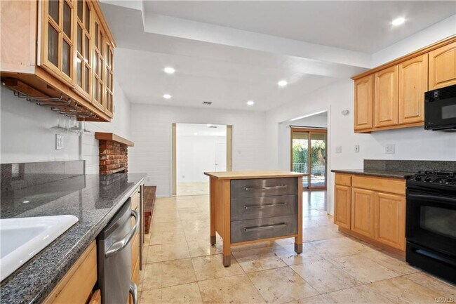 Photo - 510 S Sparks St