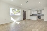 Photo - 13937 Sylvan St