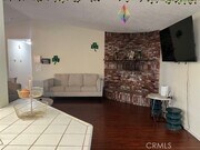 Photo - 7653 Phelan Rd