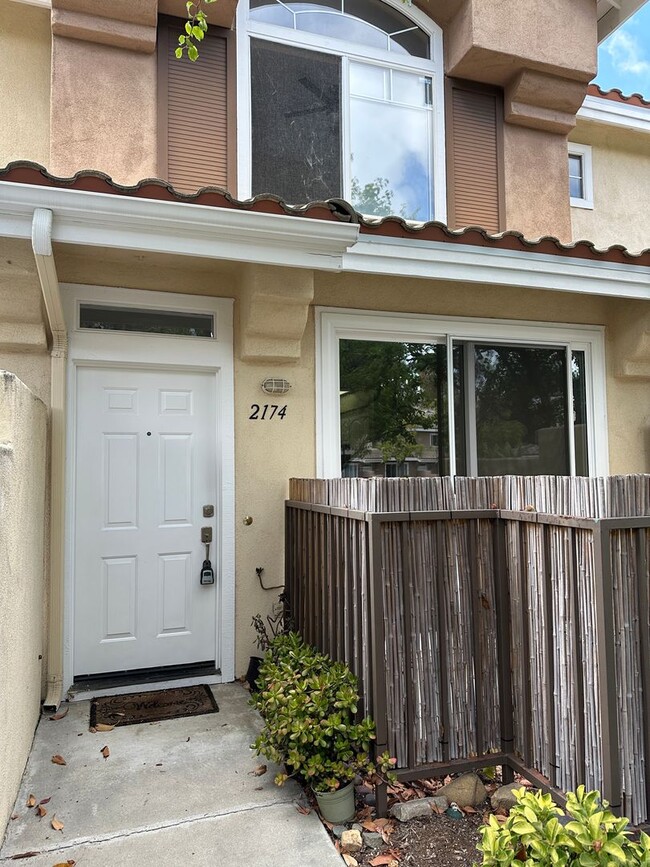 Building Photo - Centrally Located 2 Bedroom & 2 Bathroom Townhome w/ Garage in Cabo Bahia Community