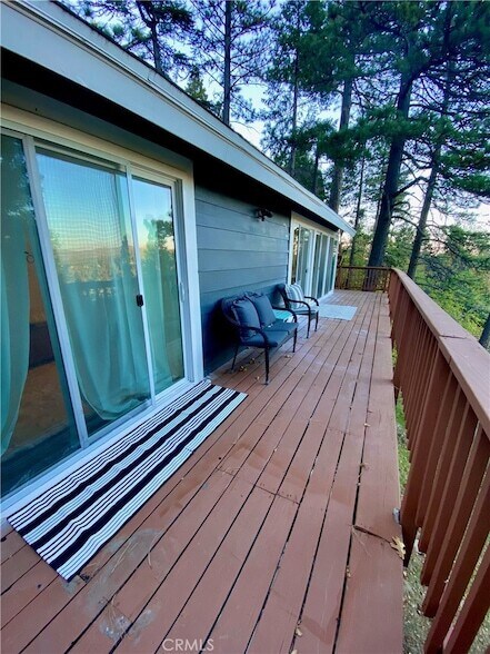 Photo - 23870 Lakeview Dr