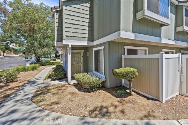 Building Photo - 760 Golden Springs Dr Rental
