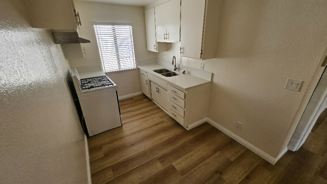 Photo - 18312 Collins St Apartment Unit 205