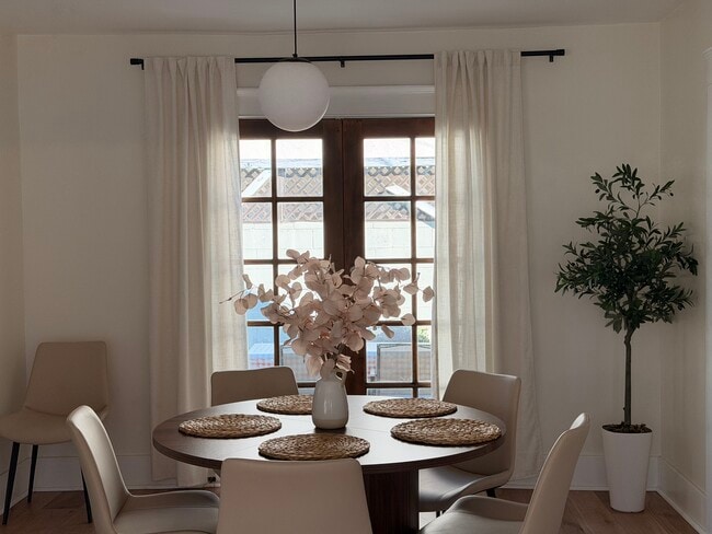 Photo - 510 N St Andrews Pl