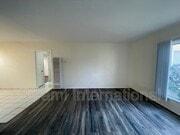 Photo - 622 1/2 E 97th Unit 1