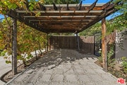 Photo - 6308 Lindley Ave