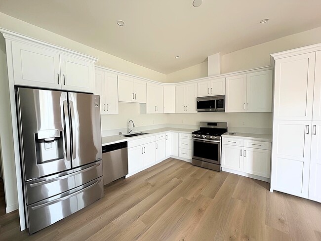 Photo - 2754 S Sycamore Ave