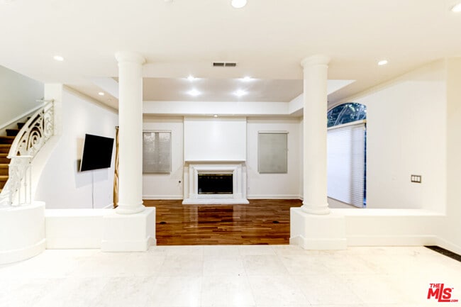 Photo - 12626 Promontory Rd