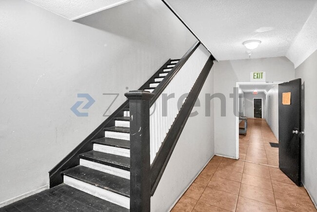 Photo - Unit 17