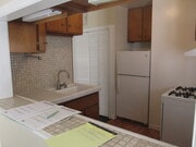 Kitchen - 1223 N Hoover St House
