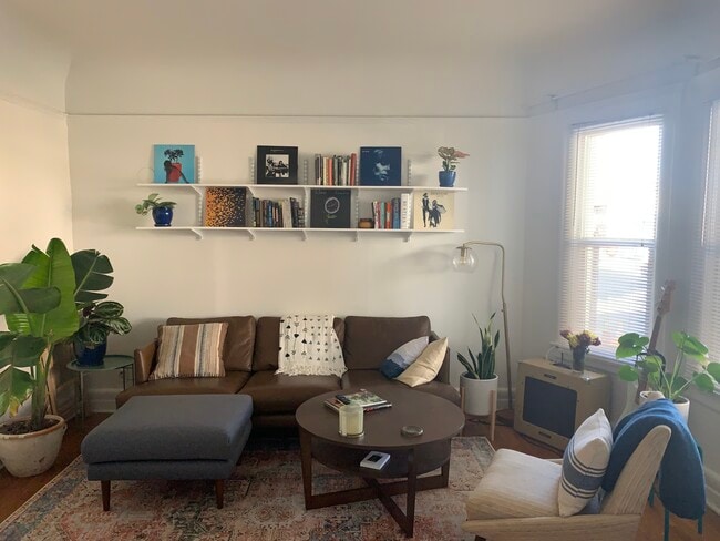 Photo - 4604 Lexington Ave Unit 4600