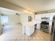 Photo - 515 N Ditmar St