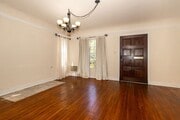 Photo - 812 June St