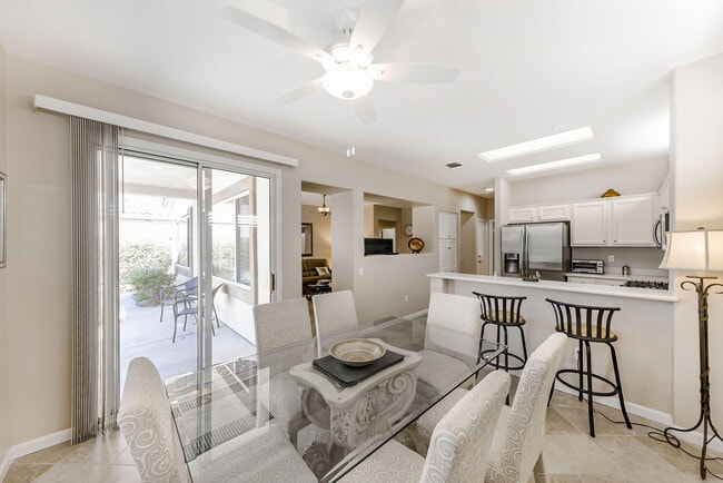 Photo - 78312 Vinewood Dr