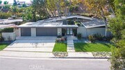 Photo - 6225 Frondosa Dr House