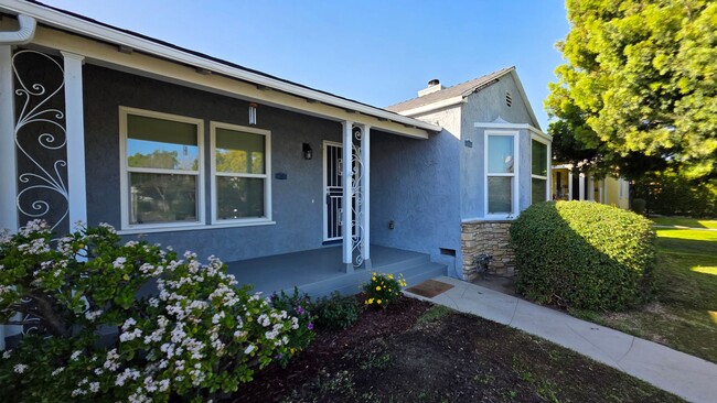 Photo - North Hollywood 2+2 extra storage, upgrades + backyard!