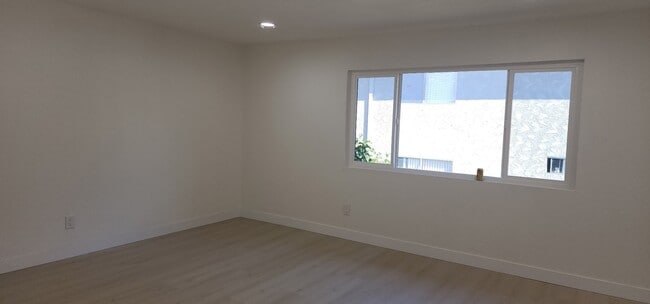 Photo - 2255 Cahuilla St Unit 124