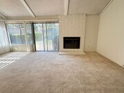 Photo - Beautiful Valencia 4 Bedroom Home
