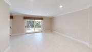 Photo - Gorgeous 3bd/2.5 bath in East Bluff! House