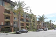 Community: Building - The Kitt at Warner Center Apartments
