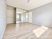 Photo - 3339 S Canfield Ave Unit 211