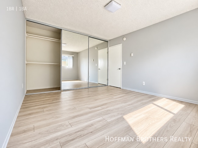 Photo - 3339 S Canfield Ave Unit 211