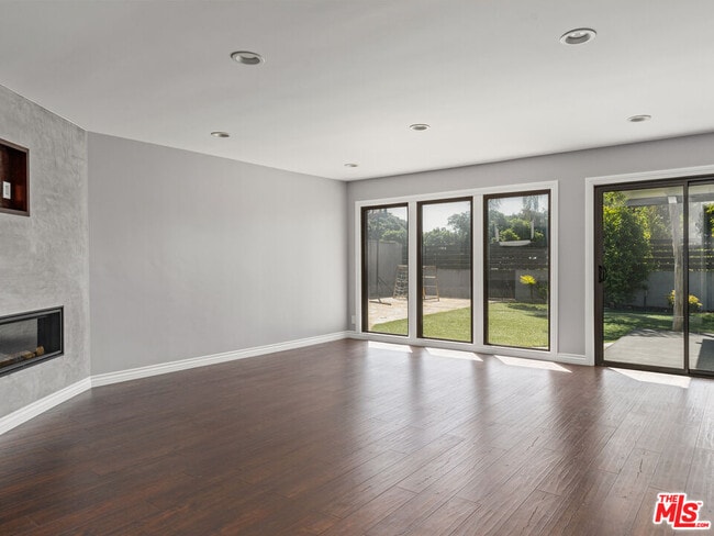 Photo - 7630 W 91st St