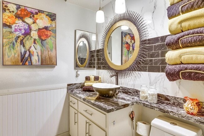 Photo - 474 Evergreen Ash