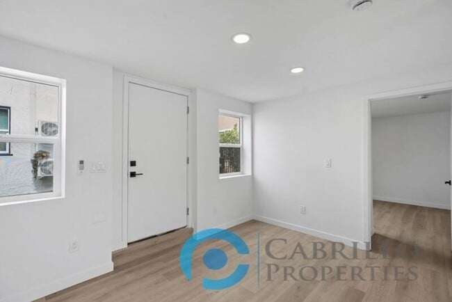 Photo - 4571 North Ave Unit #C