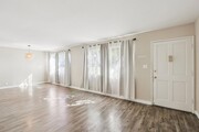 Photo - 18555 Collins St House