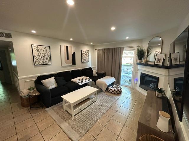 Living Room - 19022 Rockwood Dr Unit #7