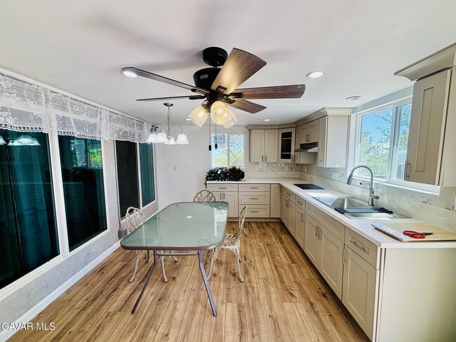 Photo - 318 Sugar Loaf Dr Unit 3