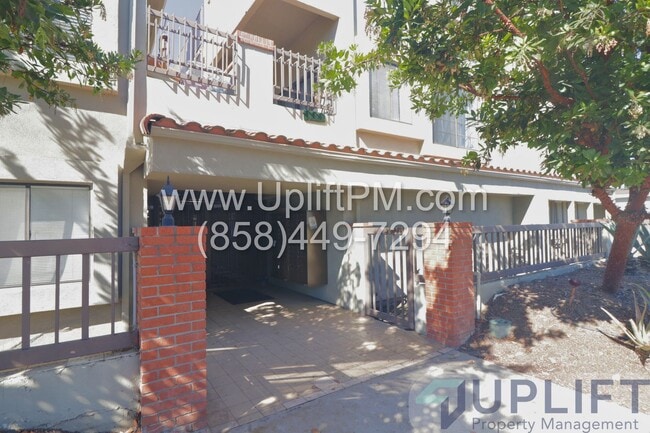 Building Photo - 2 bed, 2 Bath Condo with Community Pool Unit 15