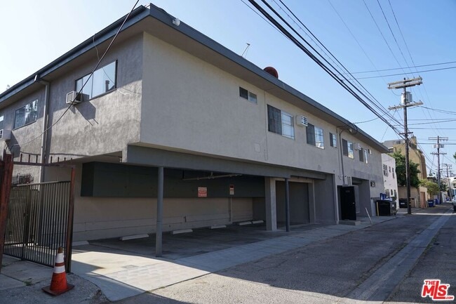 Photo - 1455 S Wooster St Unit 6