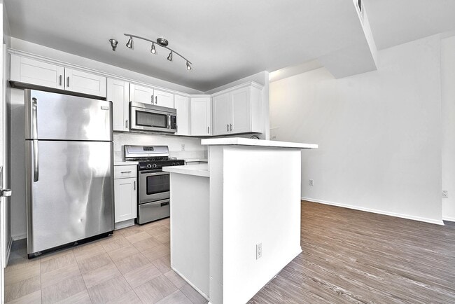 Photo - Villa Adobe Apartments