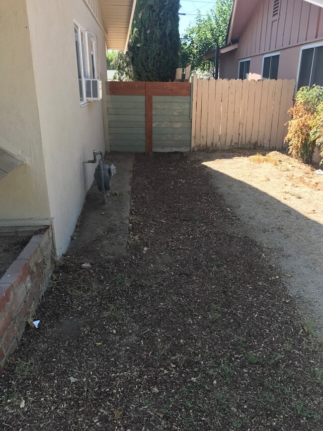 Photo - Huge 4/2 house located on a very desirable area. section 8 approved