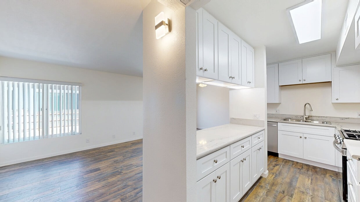 3D Tour - Excalibur Apartments