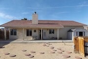 Photo - 72548 Sunnyslope Dr House
