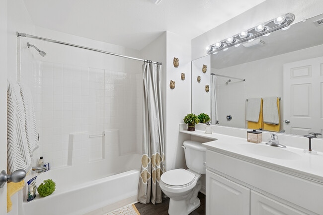 Photo - Crescent Heights Luxury Apartment Homes