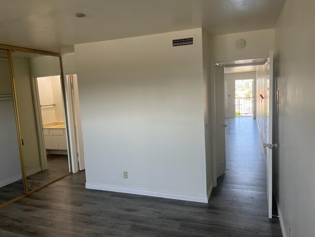 Photo - 1905 Cedar St