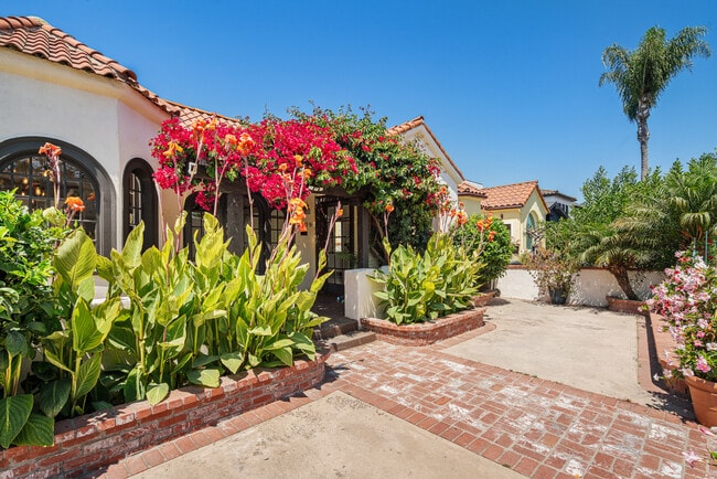 Photo - 3109 Stanford Ave