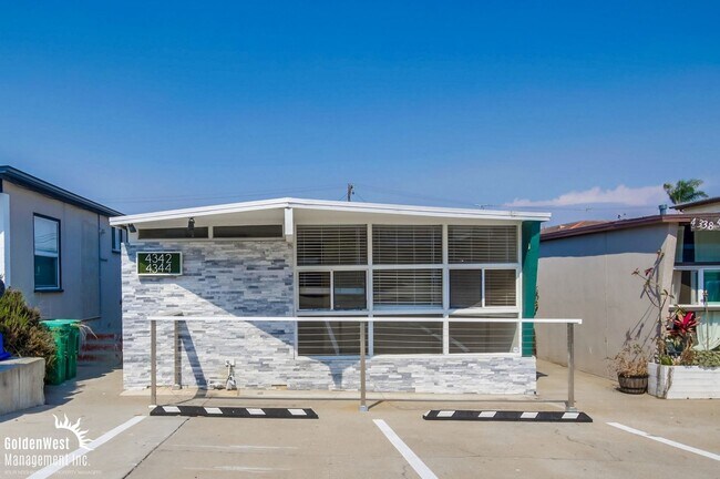 Building Photo - Temecula St Unit #4342