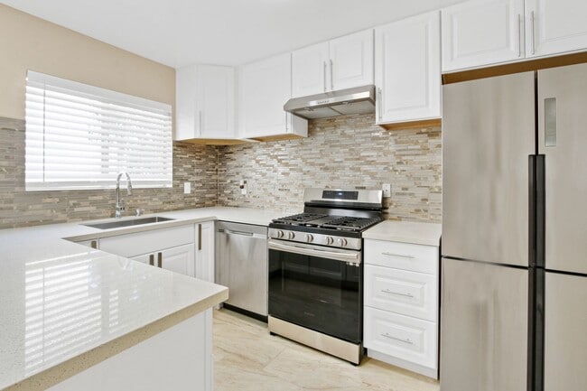 Photo - 1234 Wellesley Ave Apartment Unit 01