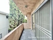 Photo - 12029 Goshen Ave Unit 6