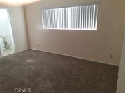 Photo - 15414 Larch Ave