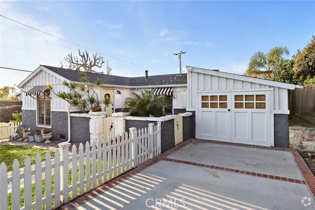 Building Photo - 614 Thalia St Rental