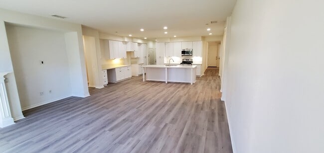 Photo - 1325 Juanita Ave