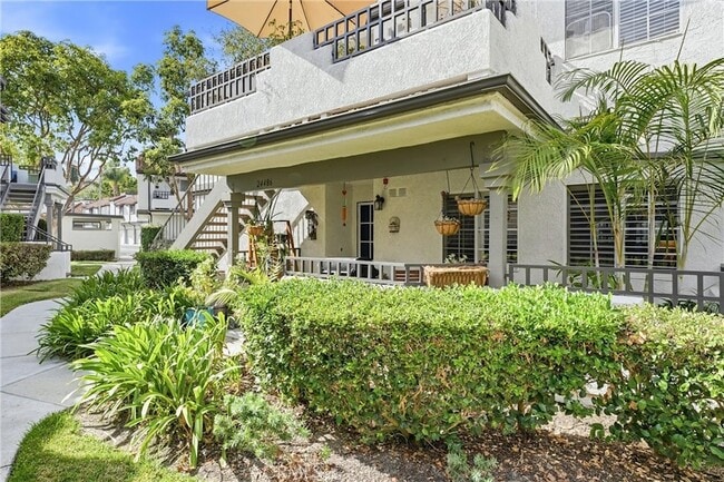 Building Photo - 24486 Howes Dr Unit 41