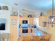 Photo - 1044 Circle Ln