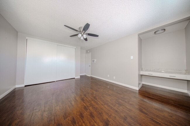 Photo - 2617-2619 E 17th St Unit 2617